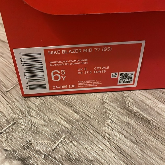 Nike blazers size 6.5Y / 8 W - Picture 5 of 5